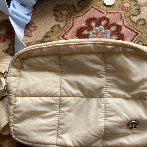 lululemon athletica Quilted Padded Waist Pack — Light Beige - Picture 3 of 3